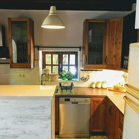 Villa Original Stone House With Patio In The City Center *